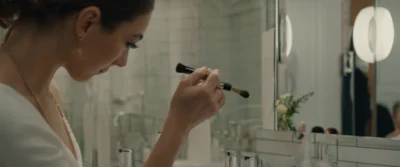 Maquillage pour yeux sensibles : conseils pour éviter l’irritation
