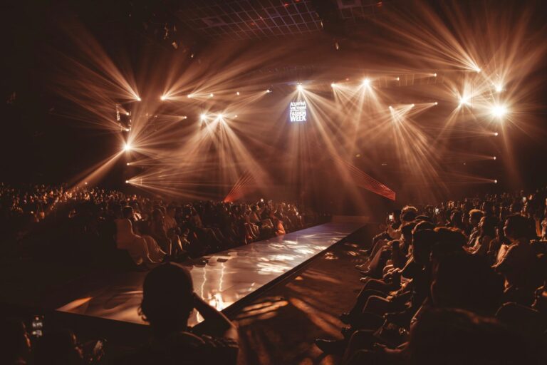 Fashion Week de Paris 2026 : dates, calendrier des défilés et maisons à suivre