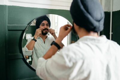 Movember : la moustache de novembre, mode d’emploi stylé et engagé