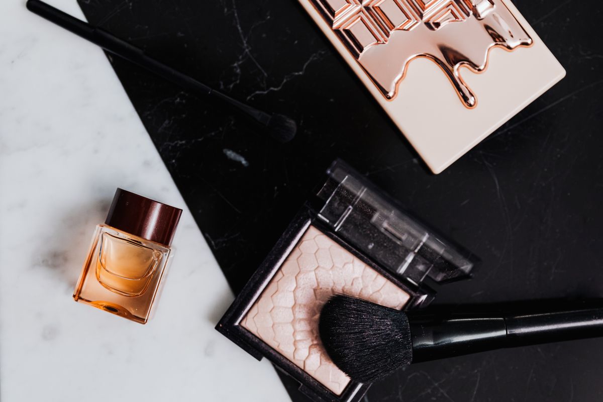 Hermès lance sa première collection de maquillage pour les fêtes